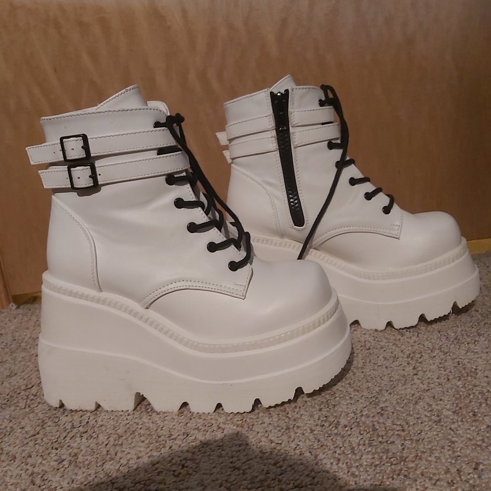 Demonia Shaker-52 Boot